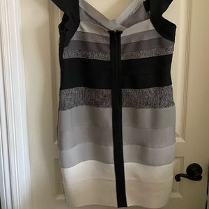 Venus black and white slimming bodycon dress